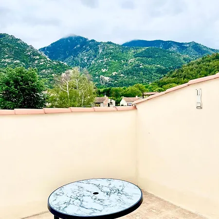 Le Mont Canigou Holiday home *